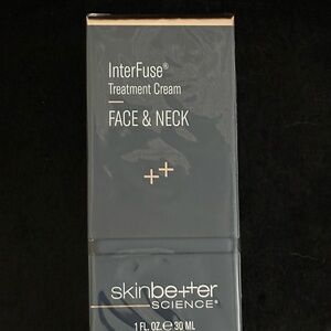 Skinbetter Interfuse  (brand new )